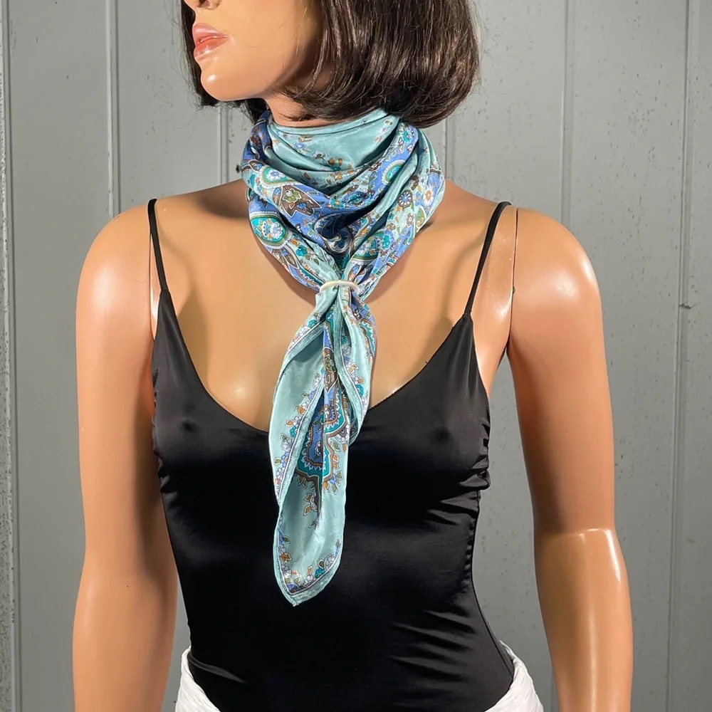 The Specialty House Women’s Light Blue Silk Paisley Print Scarf